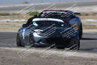 media/Oct-18-2025-Speed Ventures (Sat) [[8b3b7cf525]]/Yellow/Session 3 (Sunset)/